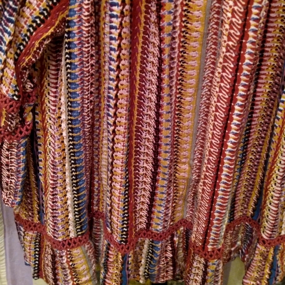 Hannah Round neck bell sleeve top - Picture 3 of 4